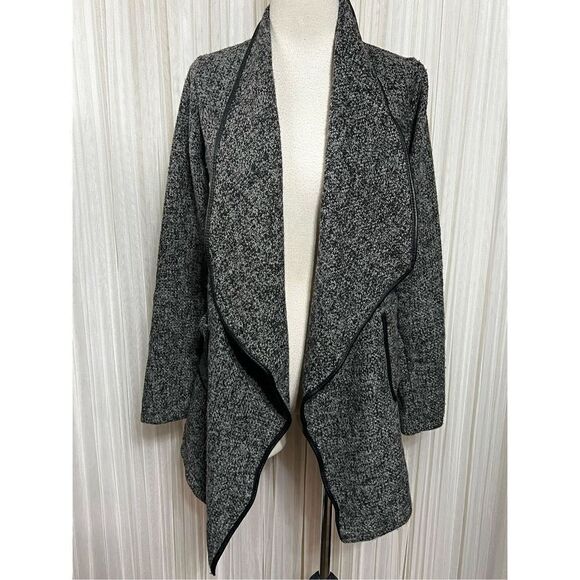 Me Jane Long Sleeve Wool Cardigan Sweater Jacket Size Small - Picture 1 of 5